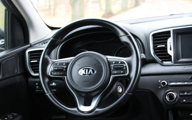 Kia Sportage cena 77999 przebieg: 114187, rok produkcji 2017 z Wałcz małe 781